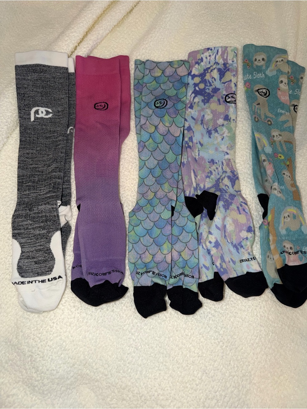 Compression Socks Pack - Multicolor Patterned Women's Socks - Picture 5 of 9